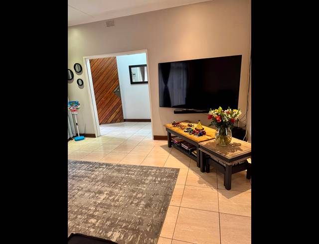 4 BEDROOM HOUSE FOR SALE IN ORANGE GROVE